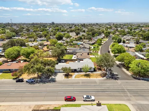 731 W D St, Lemoore, CA 93245 photo 37