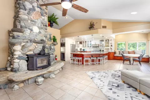Other - 43355 Sierra Dr #C, Three Rivers, CA 93271 photo 1 of 8