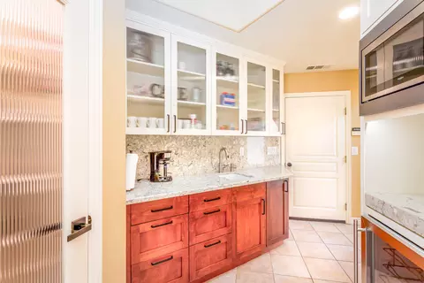 Kitchen - 43355 Sierra Dr #C, Three Rivers, CA 93271 photo 4 of 4