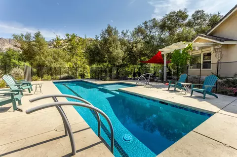 Exterior - 43355 Sierra Dr #C, Three Rivers, CA 93271 photo 8 of 8