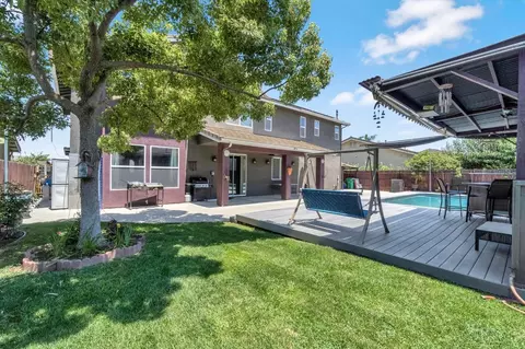Exterior - 2069 E Duff Ave, Reedley, CA 93654 photo 7 of 8