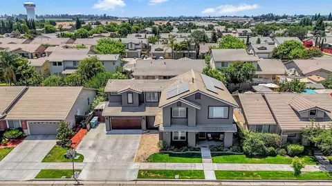 View/Area - 2069 E Duff Ave, Reedley, CA 93654 photo 3 of 6