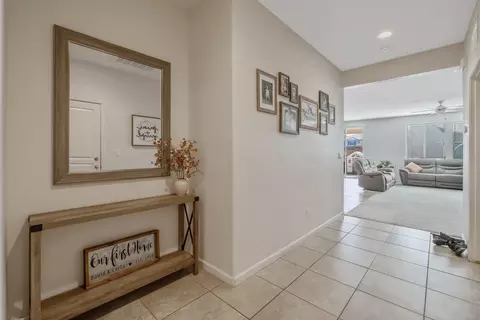 1066 Jade Way, Lemoore, CA 93245 photo 6