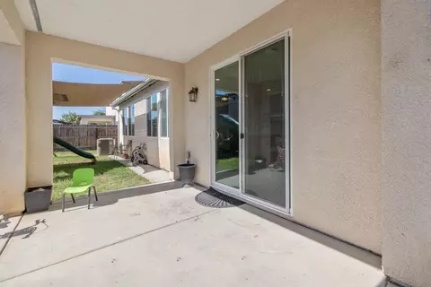 1066 Jade Way, Lemoore, CA 93245 photo 40