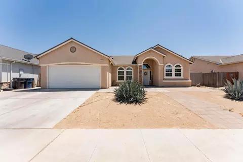 2355 Kelty Meadow Ave, Tulare, CA 93274