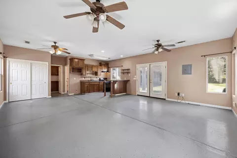 Living - 1163 N Belmont Rd, Exeter, CA 93221 photo 13 of 13