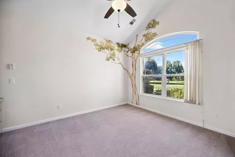 Bedroom - 1163 N Belmont Rd, Exeter, CA 93221 photo 2 of 7