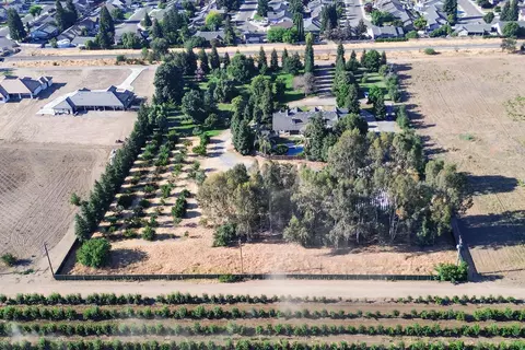 View/Area - 1163 N Belmont Rd, Exeter, CA 93221 photo 9 of 10
