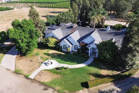 View/Area - 1163 N Belmont Rd, Exeter, CA 93221 photo 2 of 10