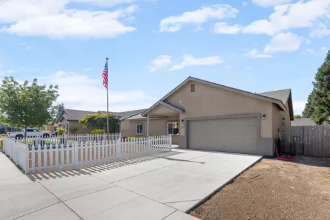 3439 E Grove Ave, Visalia, CA 93292 photo 4