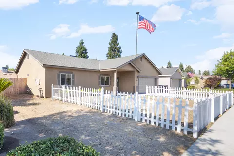 3439 E Grove Ave, Visalia, CA 93292 photo 5