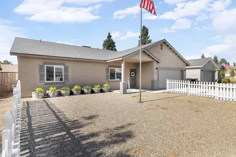 3439 E Grove Ave, Visalia, CA 93292 photo 6