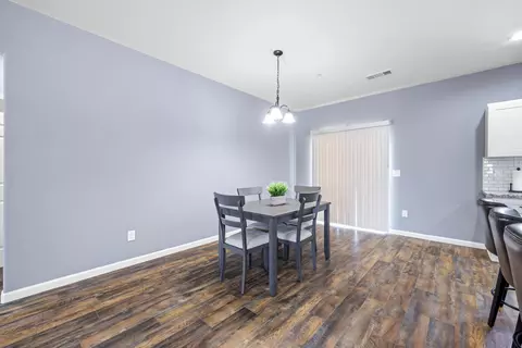 3439 E Grove Ave, Visalia, CA 93292 photo 13