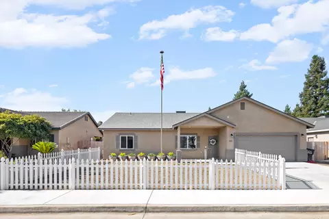 3439 E Grove Ave, Visalia, CA 93292