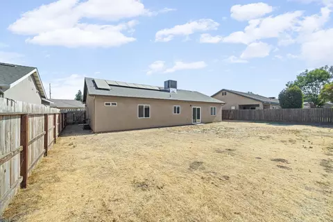 3439 E Grove Ave, Visalia, CA 93292 photo 31
