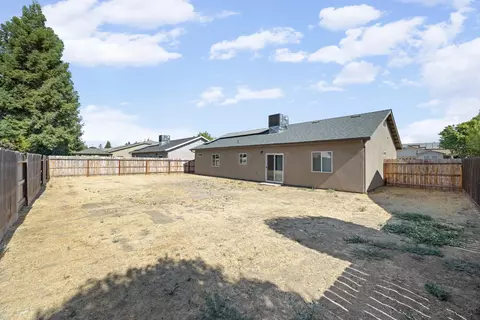 3439 E Grove Ave, Visalia, CA 93292 photo 30