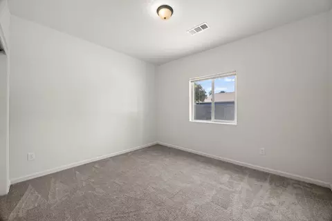 3439 E Grove Ave, Visalia, CA 93292 photo 26