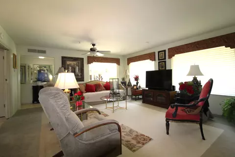 Living - 700 Sequoia Dr, Exeter, CA 93221 photo 4 of 5