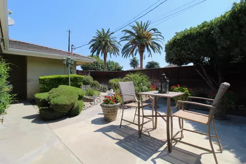 Exterior - 700 Sequoia Dr, Exeter, CA 93221 photo 6 of 10