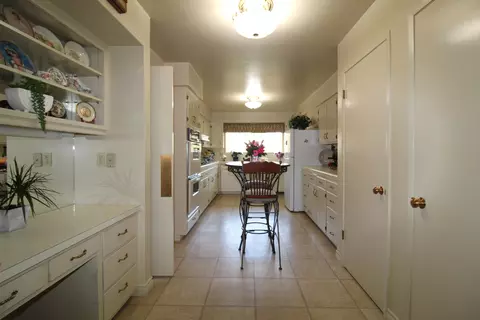 Kitchen - 700 Sequoia Dr, Exeter, CA 93221 photo 1 of 2