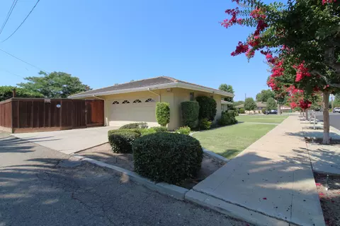 Exterior - 700 Sequoia Dr, Exeter, CA 93221 photo 10 of 10