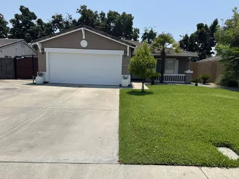 4017 W Delta Ave, Visalia, CA 93291