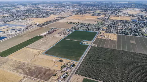 Houston Avenue, Hanford, CA 93230