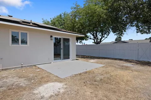 1355 E Birch Ave, Tulare, CA 93274 photo 34