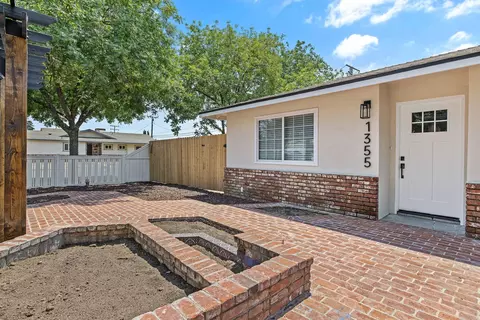 1355 E Birch Ave, Tulare, CA 93274 photo 9