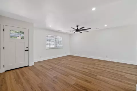 1355 E Birch Ave, Tulare, CA 93274 photo 10