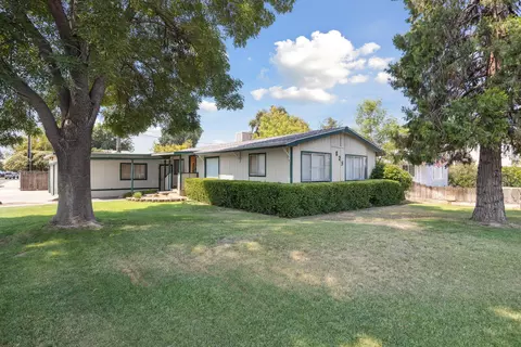 Other - 825 W Walnut Ave, Visalia, CA 93277 photo 1 of 3