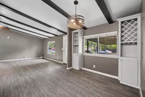 Living - 825 W Walnut Ave, Visalia, CA 93277 photo 4 of 6