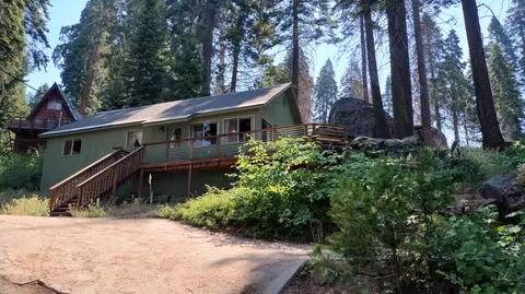 54677 Alder Dr, Sequoia Crest, CA 93265