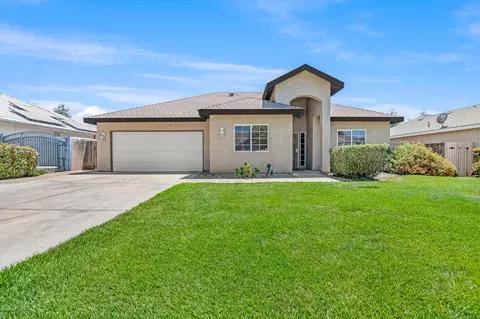 Exterior - 530 Village Ct, Exeter, CA 93221 photo 2 of 7