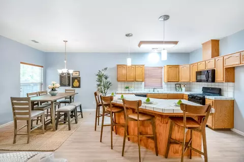Other - 530 Village Ct, Exeter, CA 93221 photo 1 of 13