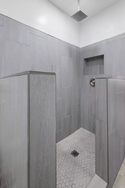 Bath - 3955 E Balch Ave, Fresno, CA 93702 photo 2 of 2