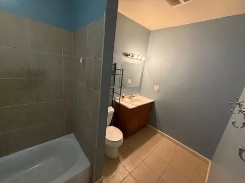 Bath - 233 N C St, Exeter, CA 93221 photo 2 of 2