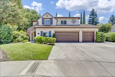 4701 W Clinton Ct, Visalia, CA 93291