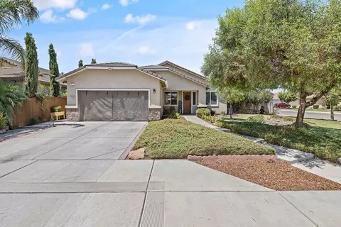 1382 Wintercrest Ave, Hanford, CA 93230