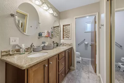 2616 E Tulare Ave, Visalia, CA 93292 photo 18