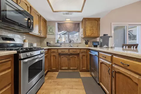 2616 E Tulare Ave, Visalia, CA 93292 photo 9