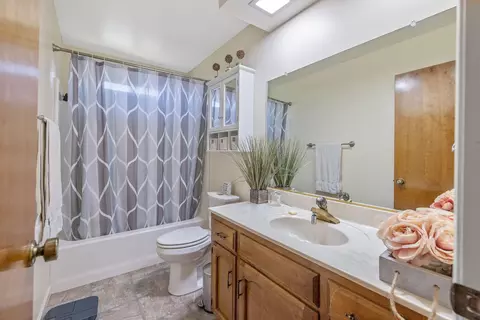 2616 E Tulare Ave, Visalia, CA 93292 photo 23