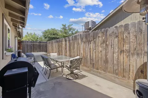 2616 E Tulare Ave, Visalia, CA 93292 photo 25