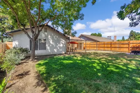 Exterior - 3812 E Auburn Dr, Visalia, CA 93292 photo 5 of 7
