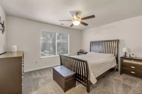 Bedroom - 3812 E Auburn Dr, Visalia, CA 93292 photo 5 of 6