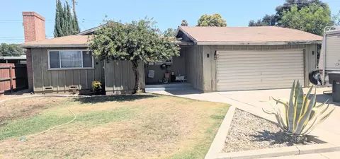 524 E Cypress Ave, Visalia, CA 93292