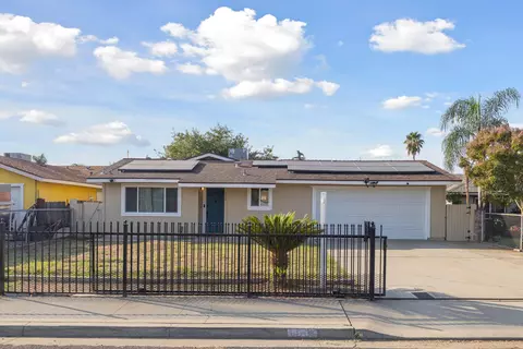 1933 W Buena Vista Ave, Visalia, CA 93291