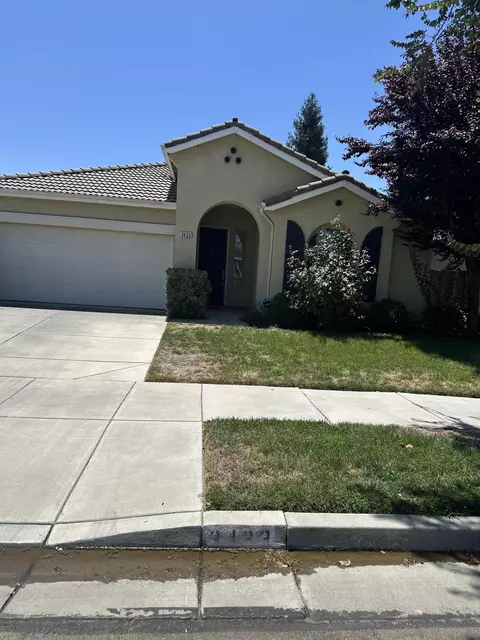 3433 W Sweet Ave, Visalia, CA 93291