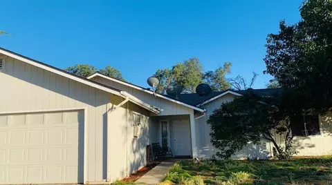 31995 Tumbleweed Ln, Yokuts Valley, CA 93675