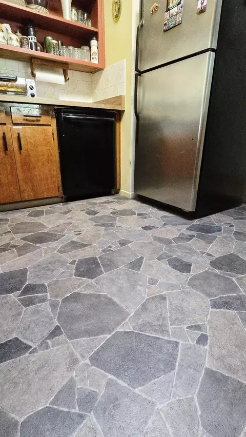 Kitchen - 42690 Heidi Dr, Three Rivers, CA 93271 photo 10 of 12